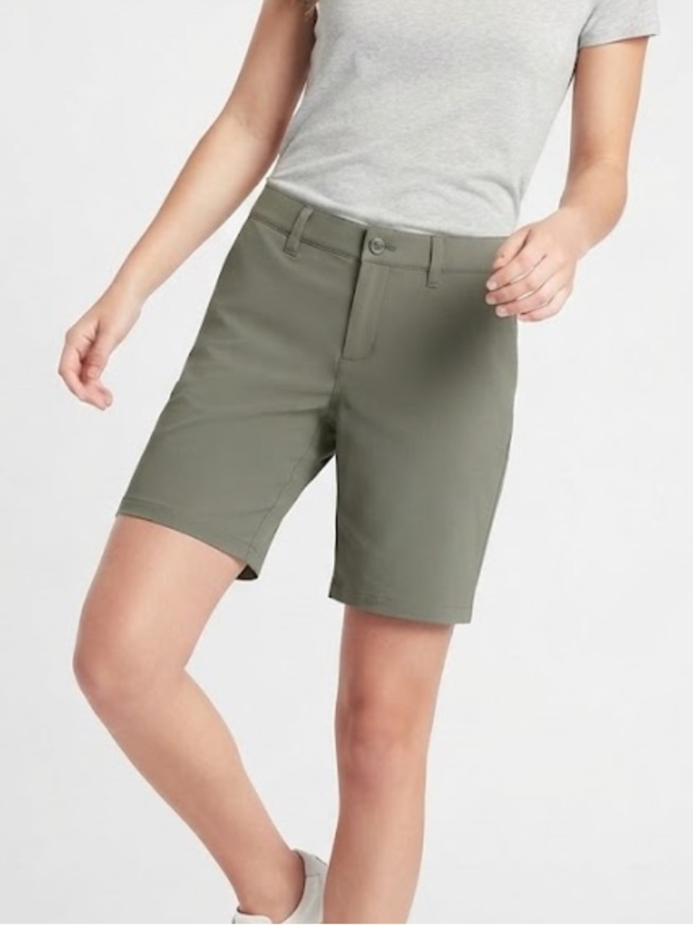 Eddie Bauer Women's Charcoal Gray Mid-Length Shorts Size 10